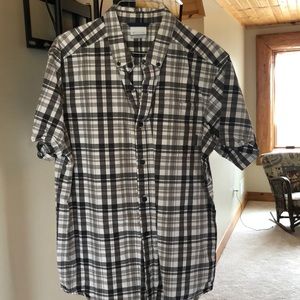 Columbia men’s short sleeve shirt